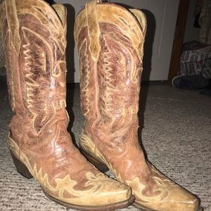 Corral boots
